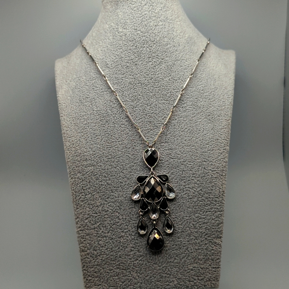Silver Necklace with Cut Crystal Pendant
